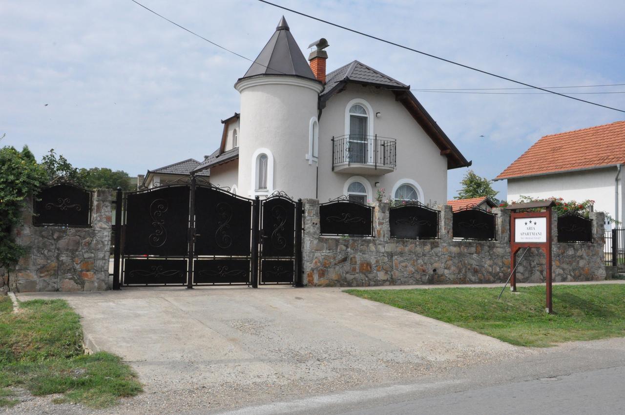 Aria Apartmani Vrdnik Exterior photo